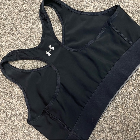 Under armor sports bra - Picture 2 of 2